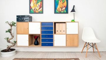 Πώς να κάνεις το μικρό σου σαλόνι να φαίνεται μεγαλύτερo