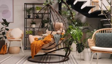 Γωνιά Xαλάρωσης με Κουνιστή Πολυθρόνα: Ο Ιδανικός Χώρος για Ξεκούραση και Στιλ