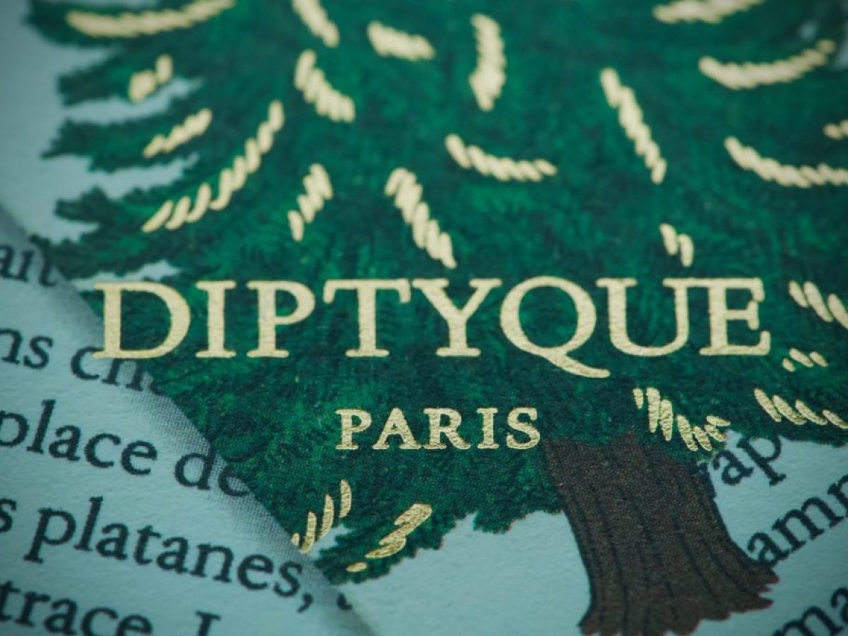 8 τρόποι για να μυρίζουν όμορφα τα ρούχα